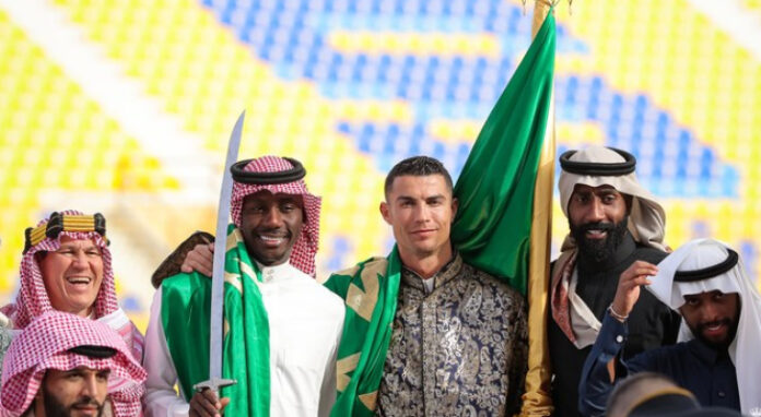 رونالدو يدعم استضافة السعودية لمونديال 2034